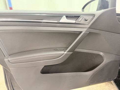 Used 2016 Volkswagen Golf SEL w/ Lighting Package (SEL) image 11