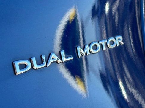 Used 2024 Tesla Model Y Long Range image 19