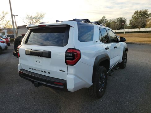 Used 2025 Toyota 4Runner SR5 image 15