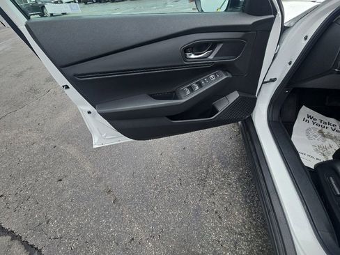 Certified 2025 Honda Accord SE image 11