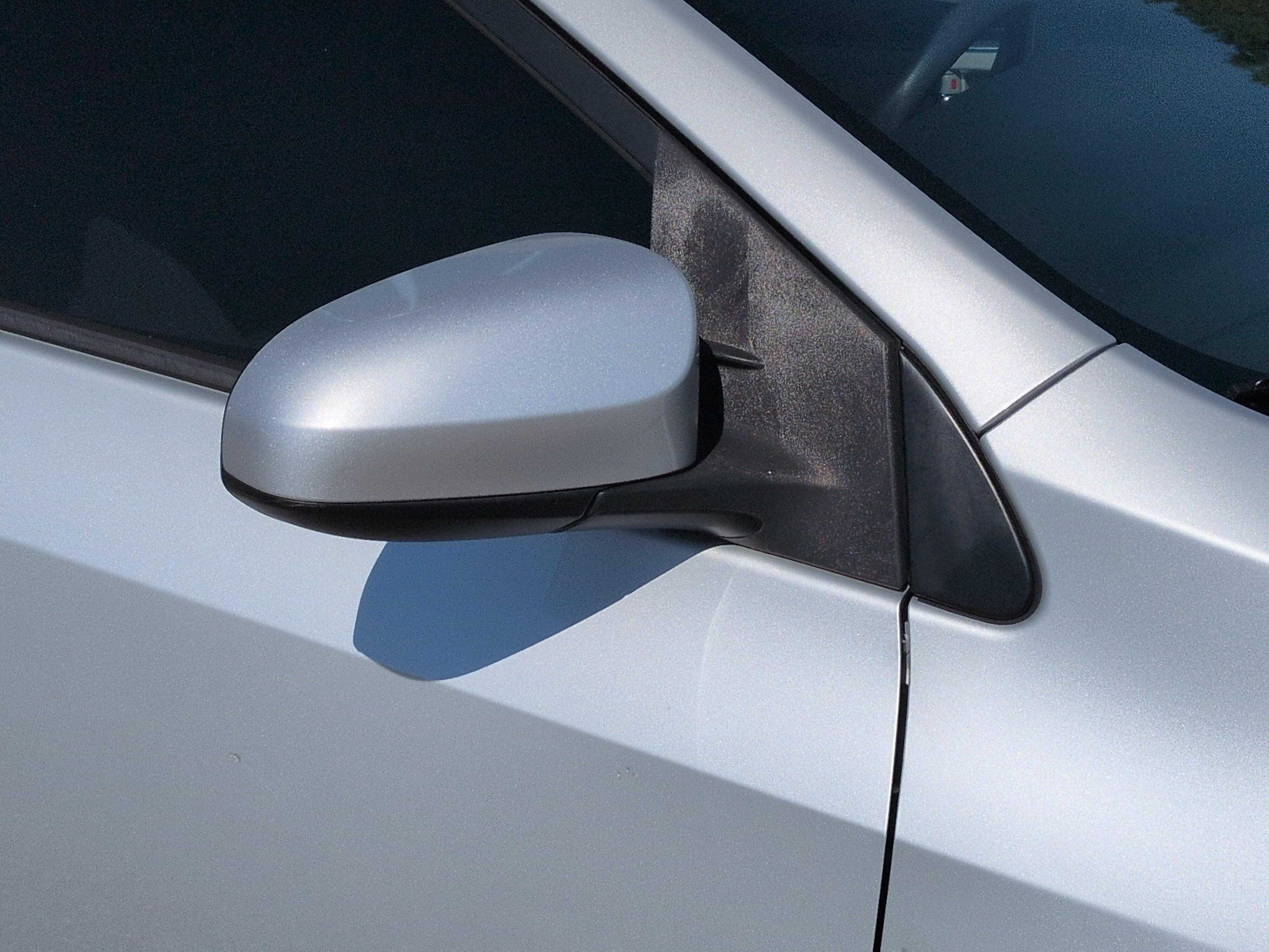 Used 2016 Toyota Corolla LE FWD image 10