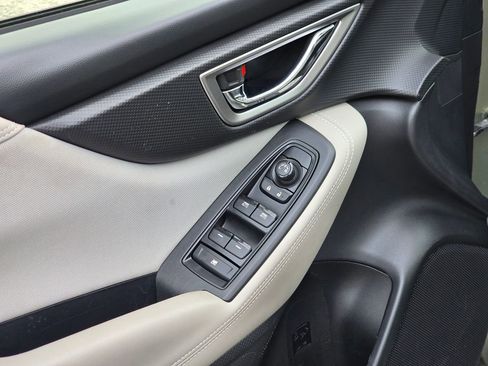 Used 2021 Subaru Forester Premium image 38