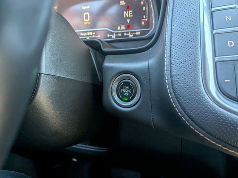 Used 2022 GMC Yukon AT4 w/ Technology Package image 24