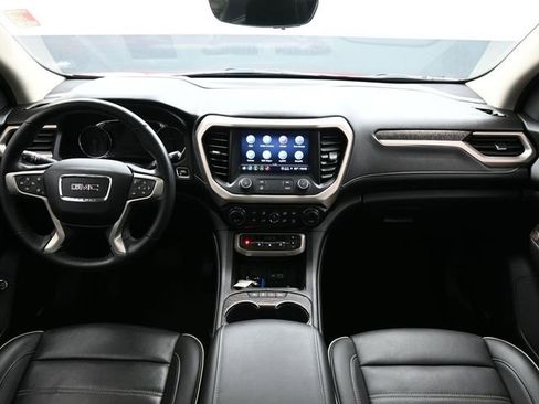 Used 2023 GMC Acadia Denali w/ Denali Ultimate Package AWD/4WD image 11