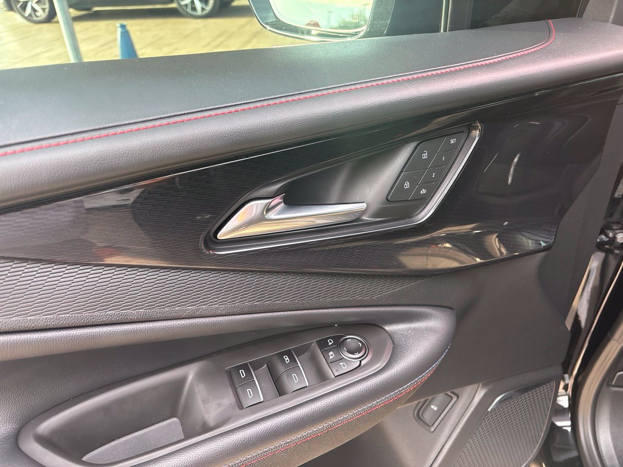 Used 2025 Chevrolet Blazer EV RS RWD image 17