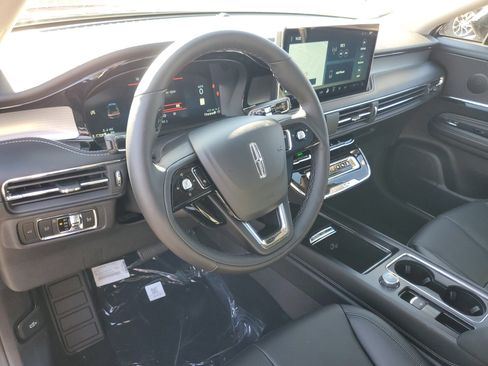 New 2026 Lincoln Corsair Premiere image 13