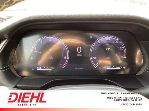 Used 2025 Jeep Grand Cherokee Limited w/ Black Appearance Package AWD/4WD image 22