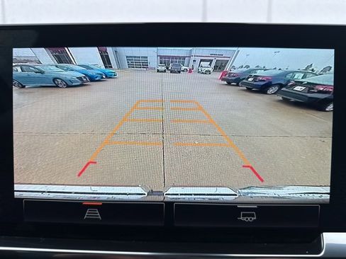 Used 2024 GMC Sierra 1500 Elevation image 13