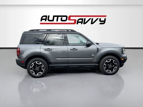Used 2024 Ford Bronco Sport Outer Banks w/ Tech Package AWD/4WD image 8