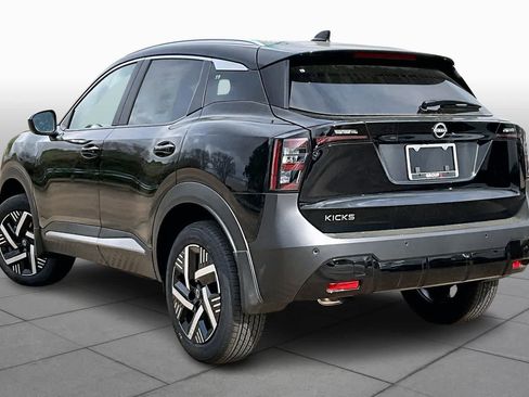 New 2026 Nissan Kicks SV w/ SV Premium Package FWD image 7