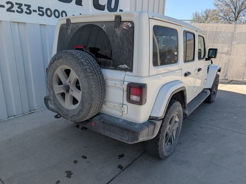 Used 2023 Jeep Wrangler Unlimited Sahara AWD/4WD image 15