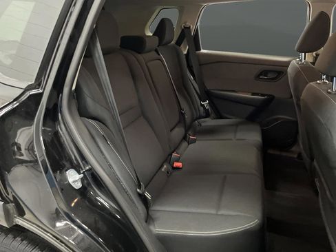 Used 2023 Nissan Rogue S image 27