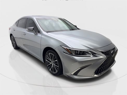 Used 2023 Lexus ES 350 w/ Premium Package image 4
