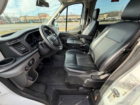 Used 2020 Ford Transit 150 XL image 19