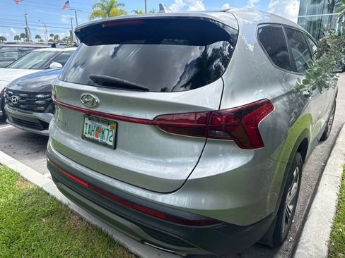 Used 2023 Hyundai Santa Fe SE FWD image 9