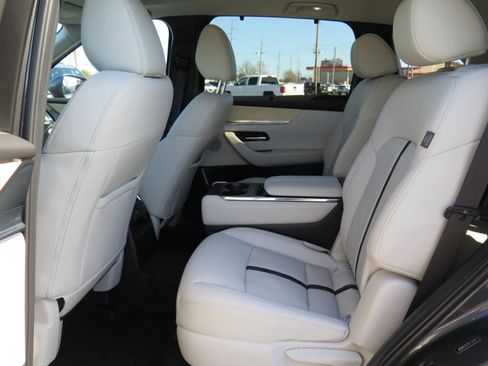 Used 2024 MAZDA CX-90 3.3 Turbo S w/ Premium Plus image 16