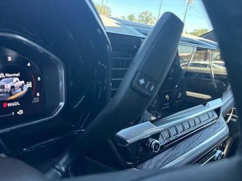 New 2026 GMC Sierra 2500 SLT AWD/4WD image 13