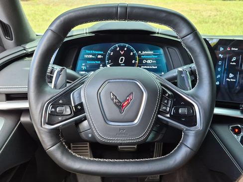 Used 2025 Chevrolet Corvette Stingray Preferred Cpe w/ Battery Protection Package RWD image 7