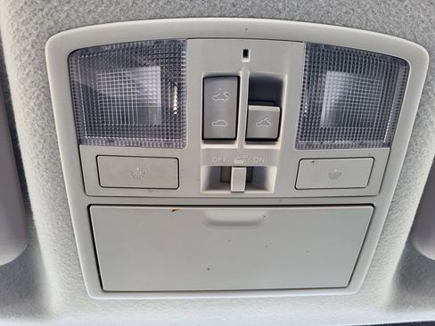 Used 2010 MAZDA MAZDA3 s Sport image 27