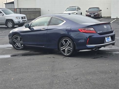 Used 2016 Honda Accord Touring image 6