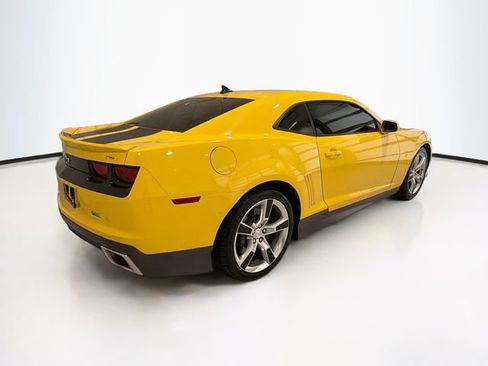 Used 2010 Chevrolet Camaro SS w/ LPO, Ground Effects Package RWD image 6