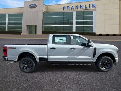 New 2026 Ford F250 XL w/ STX Appearance Package AWD/4WD image 8