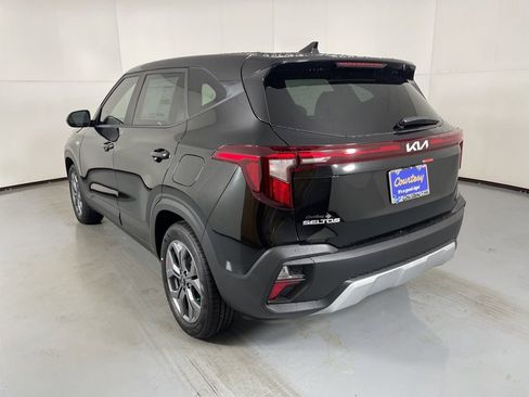 New 2026 Kia Seltos LX image 6