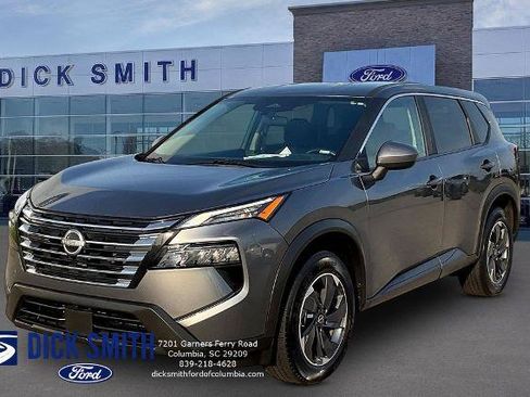 Used 2025 Nissan Rogue SV FWD image 1