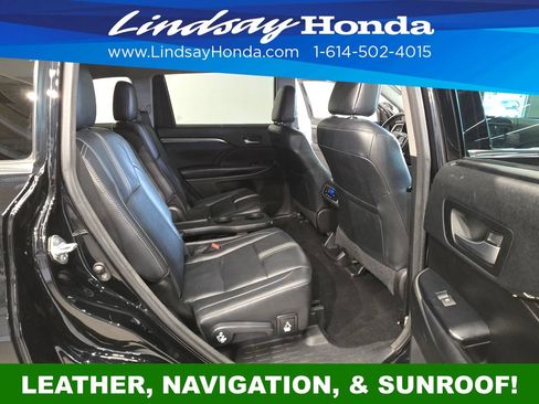 Used 2018 Toyota Highlander SE AWD/4WD image 10