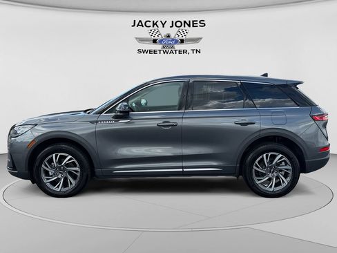 Used 2024 Lincoln Corsair AWD w/ Equipment Group 101A image 2