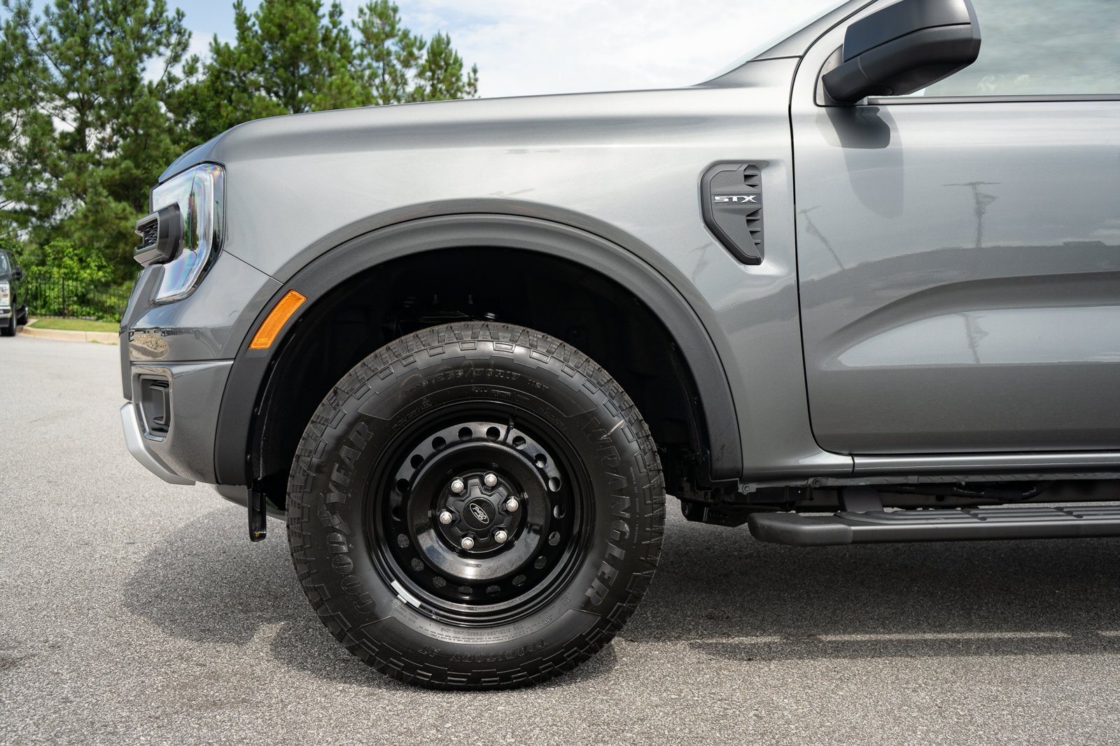 New 2026 Ford Ranger XL w/ FX4 Off-Road Package AWD/4WD image 4