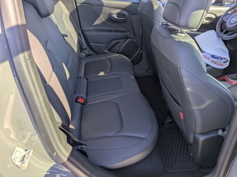 Certified 2022 Jeep Renegade Trailhawk w/ Sun/Sound Group image 30