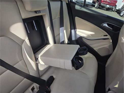 Used 2017 Mercedes-Benz GLA 250 4MATIC image 29