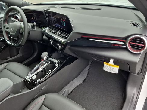 New 2026 Chevrolet Trax RS w/ Driver Confidence Package FWD image 27