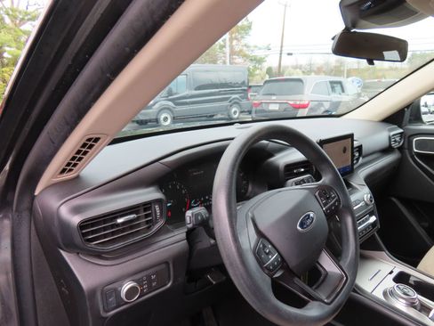 Used 2020 Ford Explorer 4WD image 13