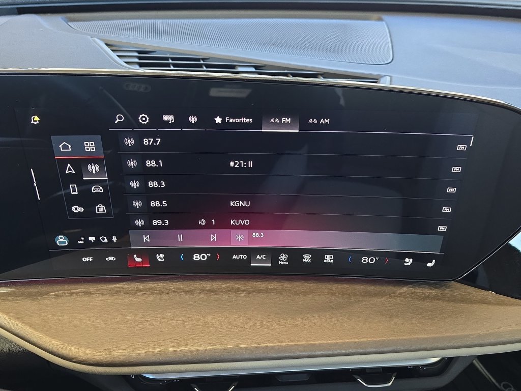 Used 2025 Audi Q5 Prestige AWD/4WD image 23