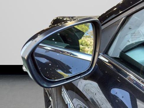 Used 2024 Mitsubishi Outlander 4WD Plug-In Hybrid image 29