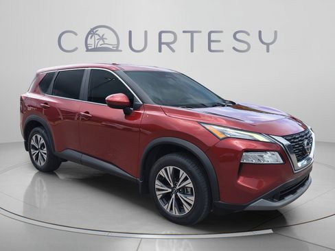 Certified 2023 Nissan Rogue SV FWD image 9