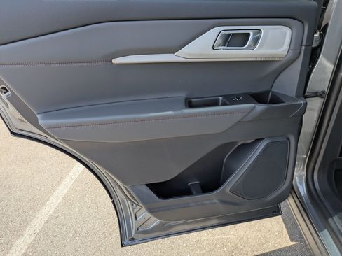 New 2026 Ford Explorer Active RWD image 24