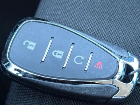 Used 2025 Chevrolet TrailBlazer LT w/ Driver Confidence Package image 22