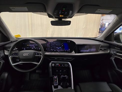 Certified 2025 Audi Q5 Prestige AWD/4WD image 31