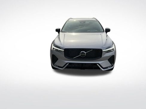 New 2026 Volvo XC60 B5 Plus w/ Protection Package Premier AWD/4WD image 8