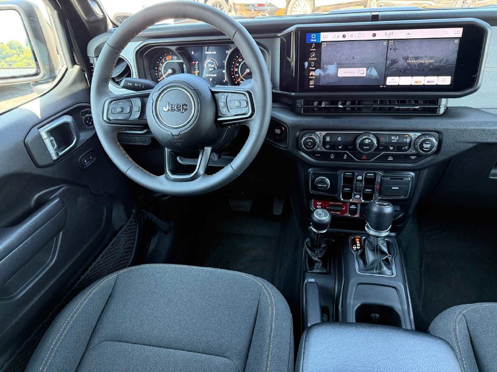 Used 2024 Jeep Wrangler Unlimited Sport AWD/4WD image 22