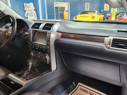 Used 2015 Lexus GX 460 image 15