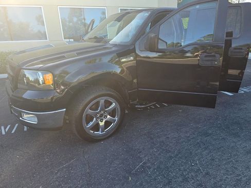 Used 2005 Ford F150 Lariat image 3