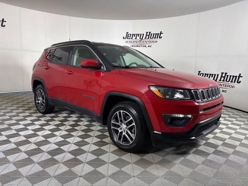 Used 2019 Jeep Compass Latitude image 5