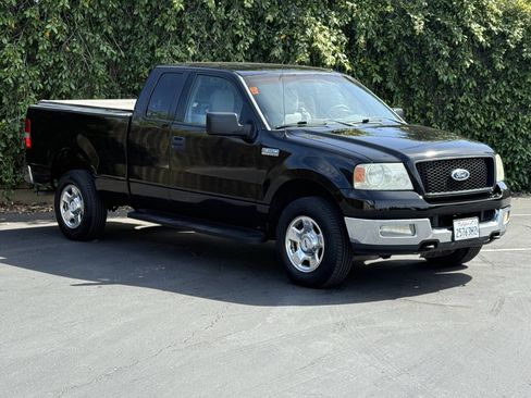 Used 2004 Ford F150 XLT AWD/4WD image 3