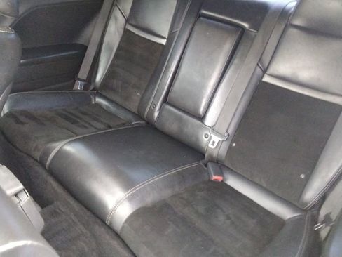 Used 2014 Dodge Challenger R/T image 15