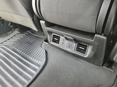 Used 2023 Chevrolet Silverado 1500 LT AWD/4WD image 20