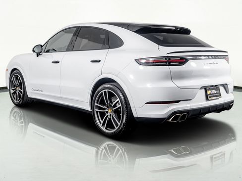 Used 2023 Porsche Cayenne Turbo w/ Premium Package Plus (PI3) image 15